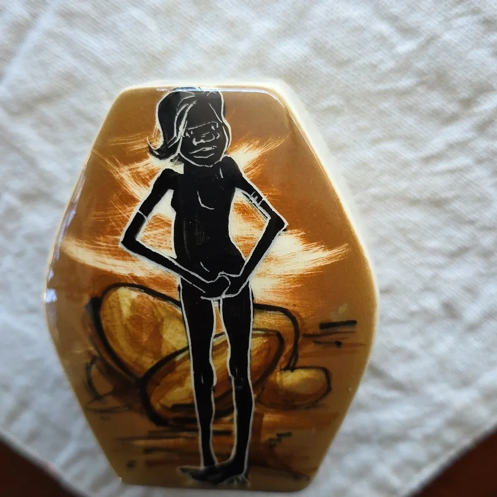 Studio Anna Australian Hand-Painted Ceramic Figural Shakers - Picture 3 of 7